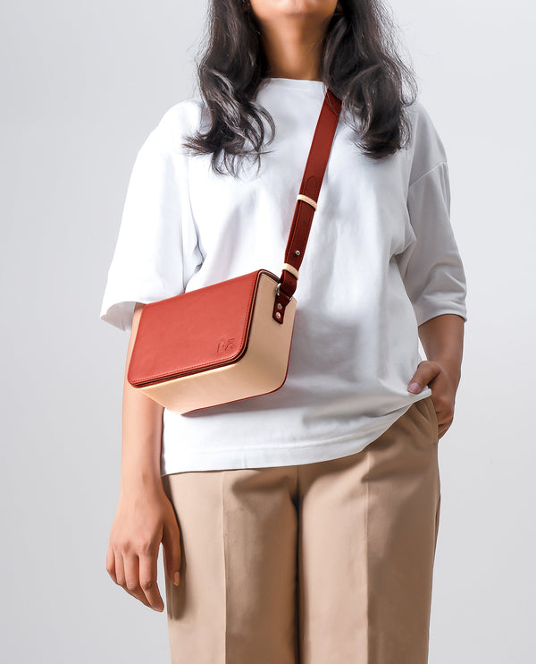 Sol Box Shoulder Bag