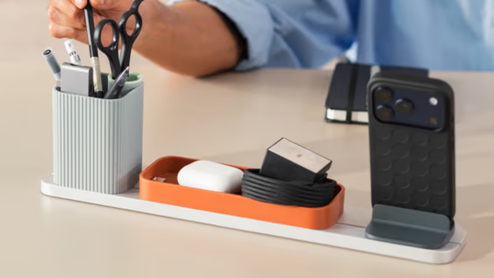 Meet the Bar Desk Organiser: A Smarter Way to Design Your Workspace