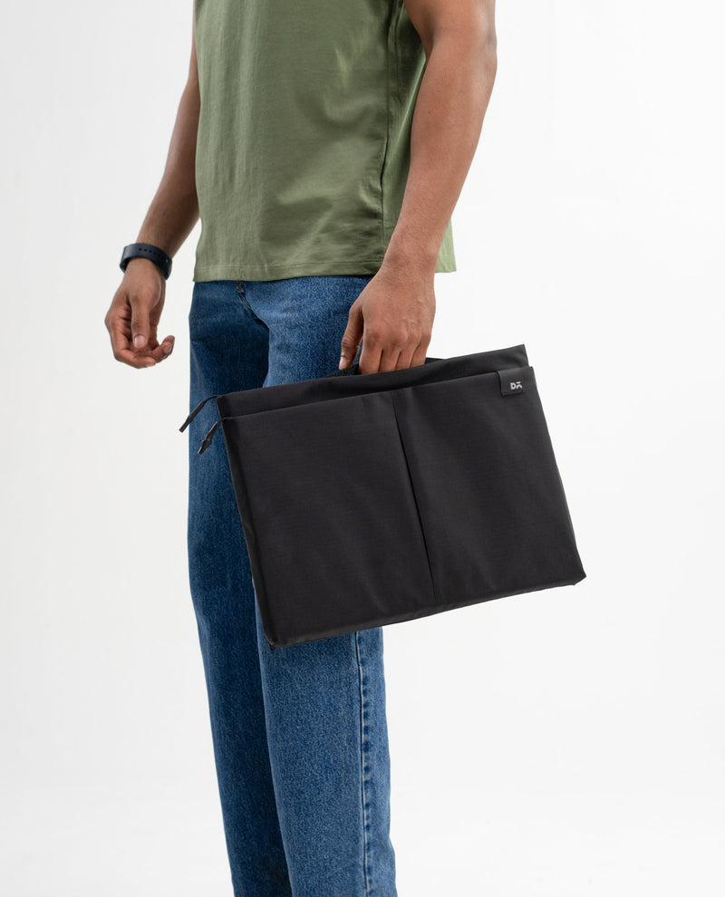 basalt-pivot-laptop-sleeve