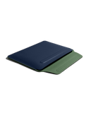 dailyobjects-black-blue-snapon-envelope-sleeve-for-macbook-airpro-3302cm-13-inch