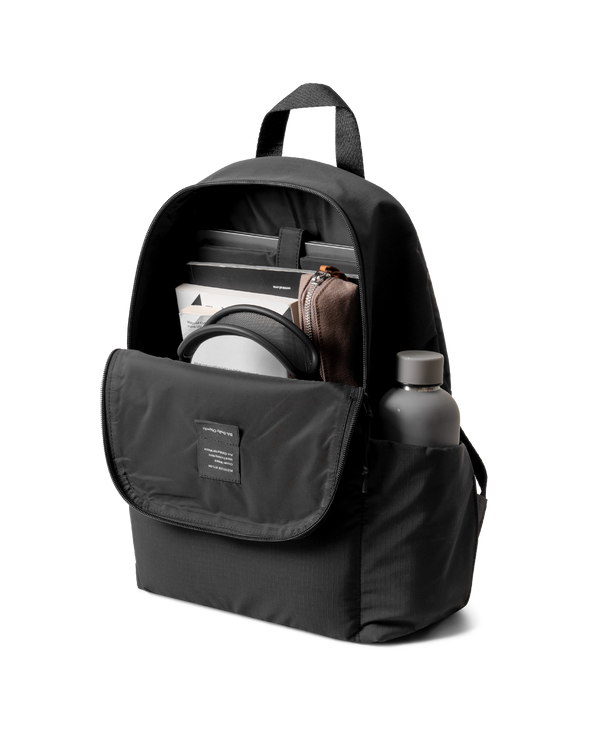 pivot-lunar-daypack