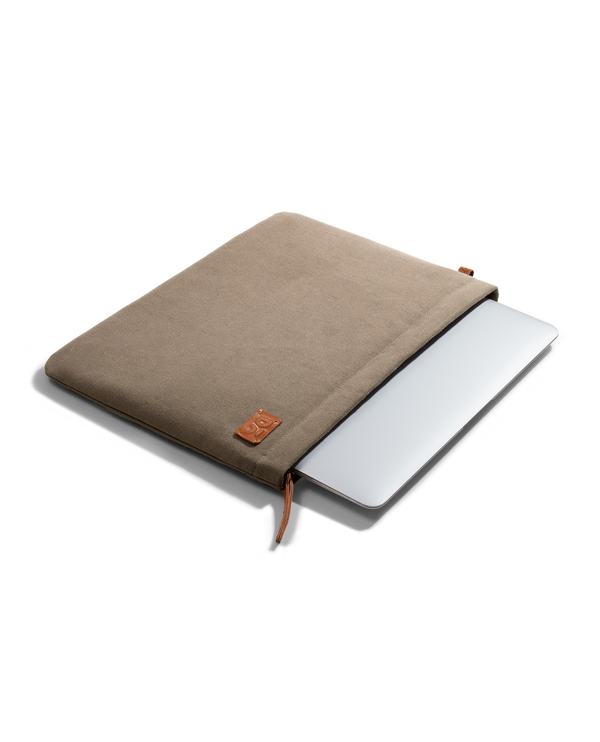 Skipper Sleeve For MacBook/Laptop